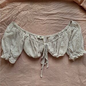 Cropped little lie top